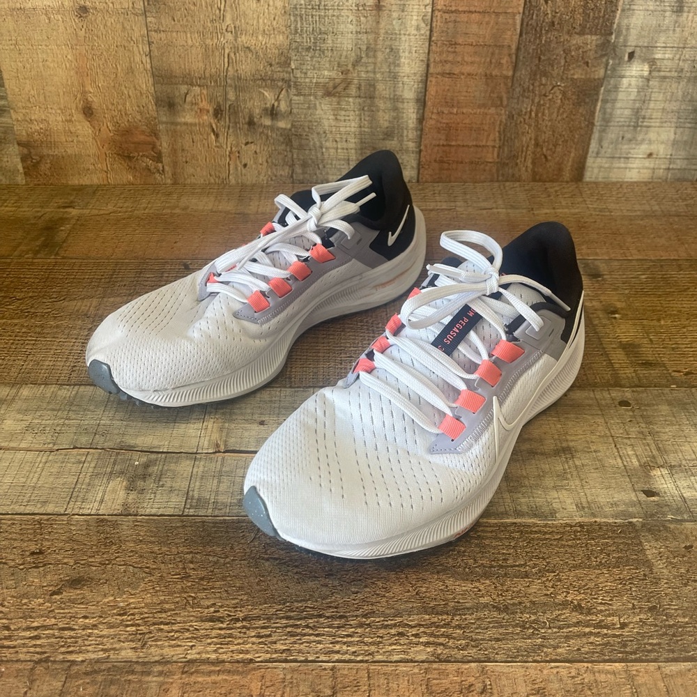 Nike Air Zoom Pegasus 38 Size 10 Mens Sneaker Shoes CW7358 500